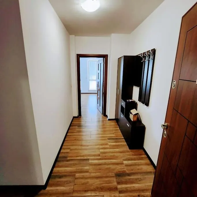 Aпартамент-София/ Newhome Lux Apartment