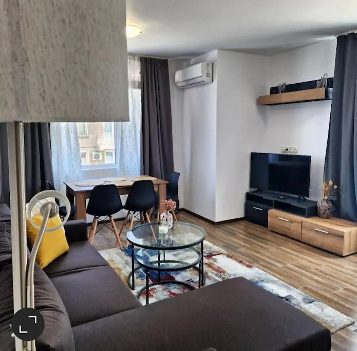 Aпартамент-София/ Newhome Lux Apartment 0*, Sofia Bułgaria