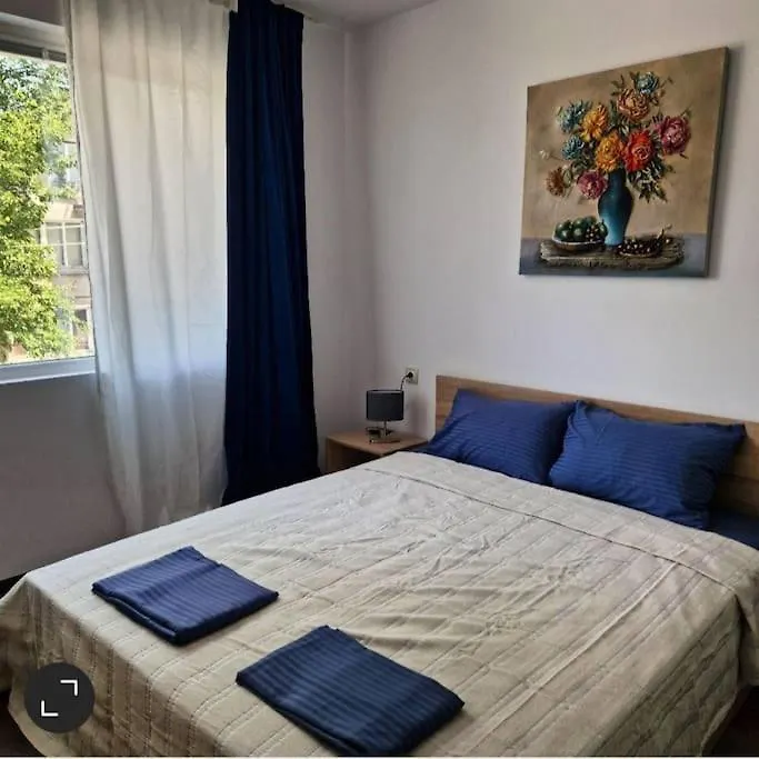 Aпартамент-София/ Newhome Lux Apartment Sofia